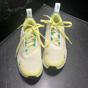 Kids Nike Air 270 size 11